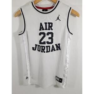 Air Jordan Boys Sewn #23 Jersey White Large 12-13 Years MINT